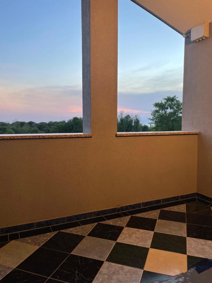 Sunset Apartment Umag Exterior foto